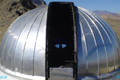 گنبد و تلسکوپ اصلی رصدخانه دانشگاه کاشان