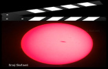 فیلم‌برداری از گذر یک جسم از روبروی خورشید در هنگام تصویربرداری از لکه‌ها و شراره‌های خورشیدی توسط ایرج صفایی در رسدخانه دانشگاه کاشان