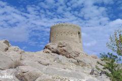 Niasar'da gözetleme kulesi